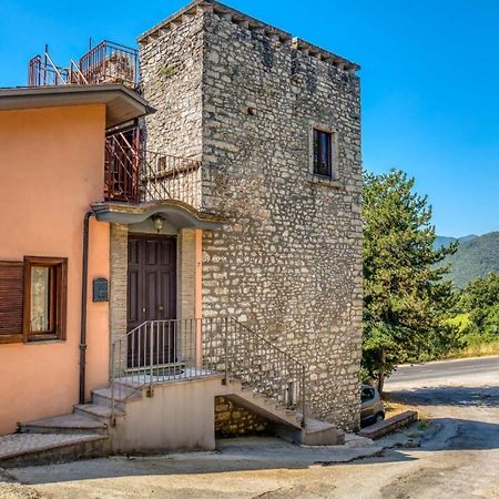 La Torre Di Piediluco Apartamento Colsantangelo Exterior foto